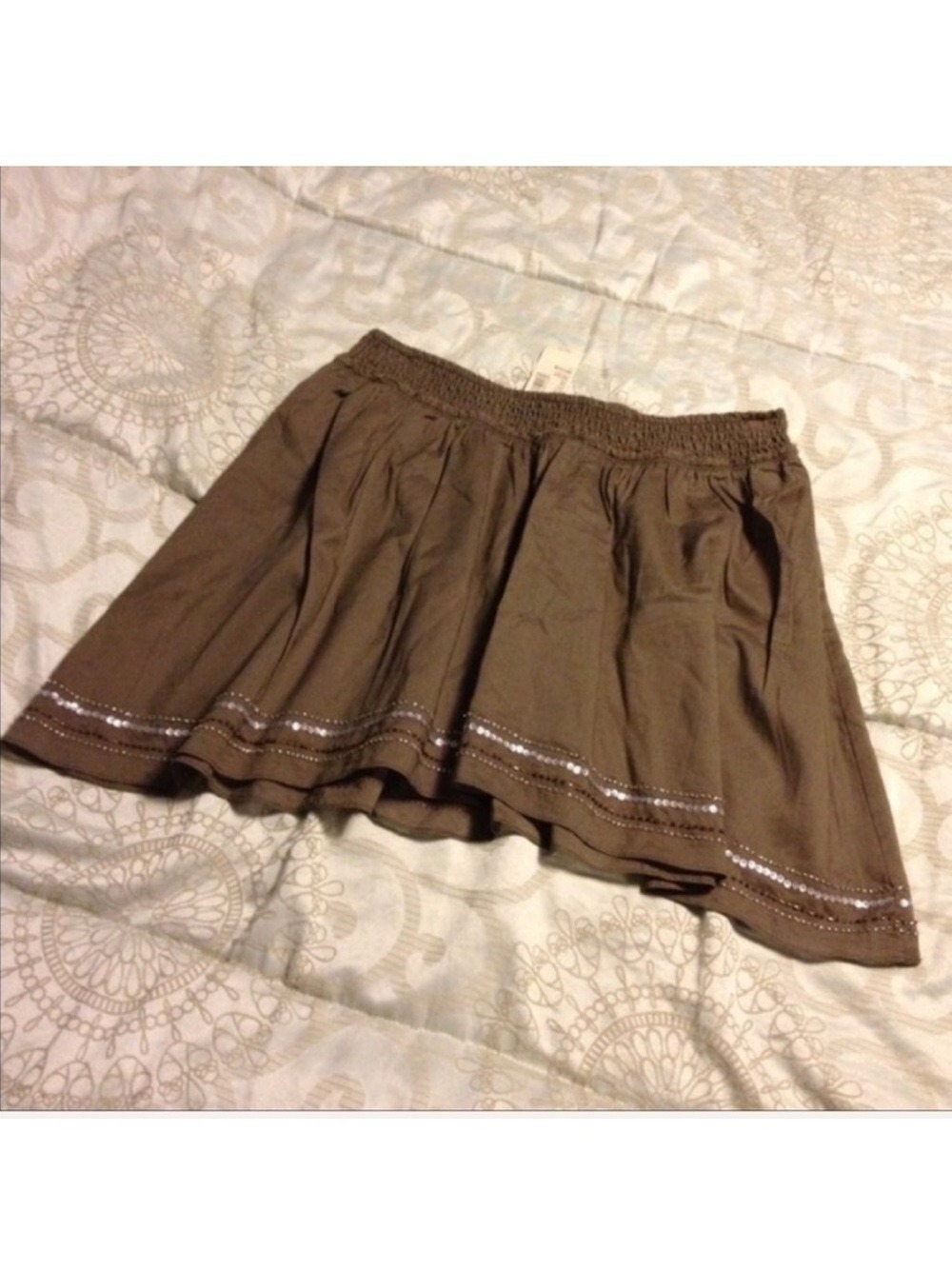 American Eagle Outfitters Sequin trim skirt size medium